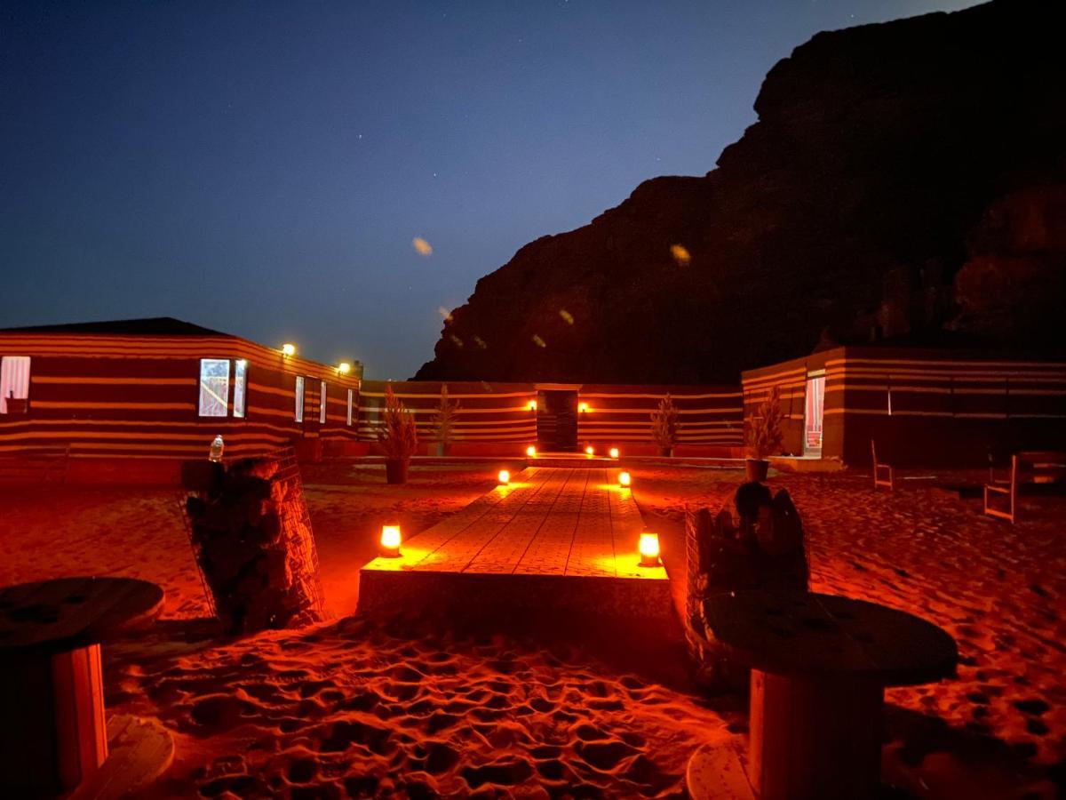 Wadi Rum Legend Camp エクステリア 写真