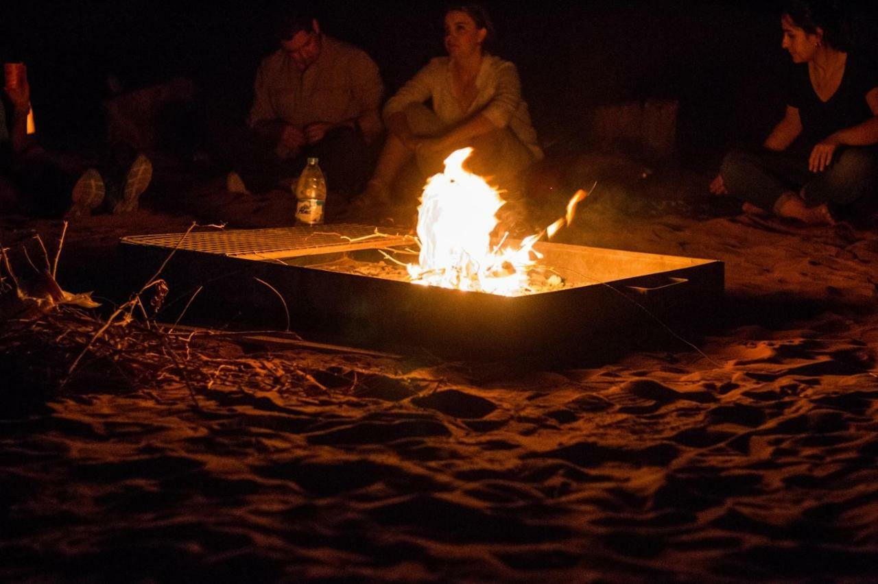 Wadi Rum Legend Camp エクステリア 写真