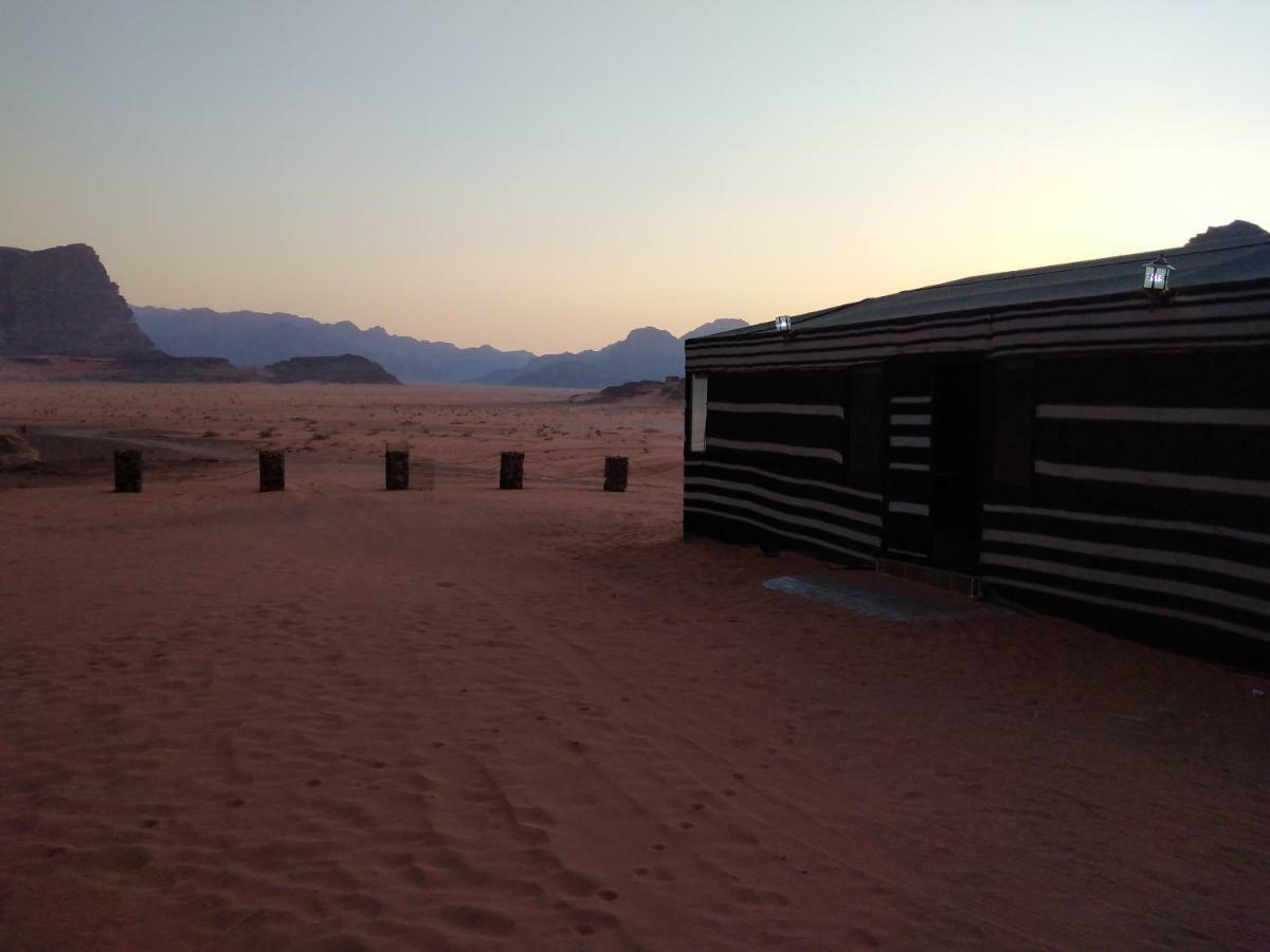 Wadi Rum Legend Camp エクステリア 写真